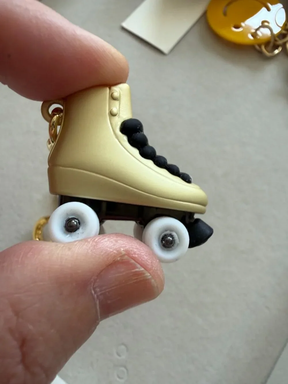 RETRO & REALISTIC Chunky Roller Skate Bag Charm Keychain